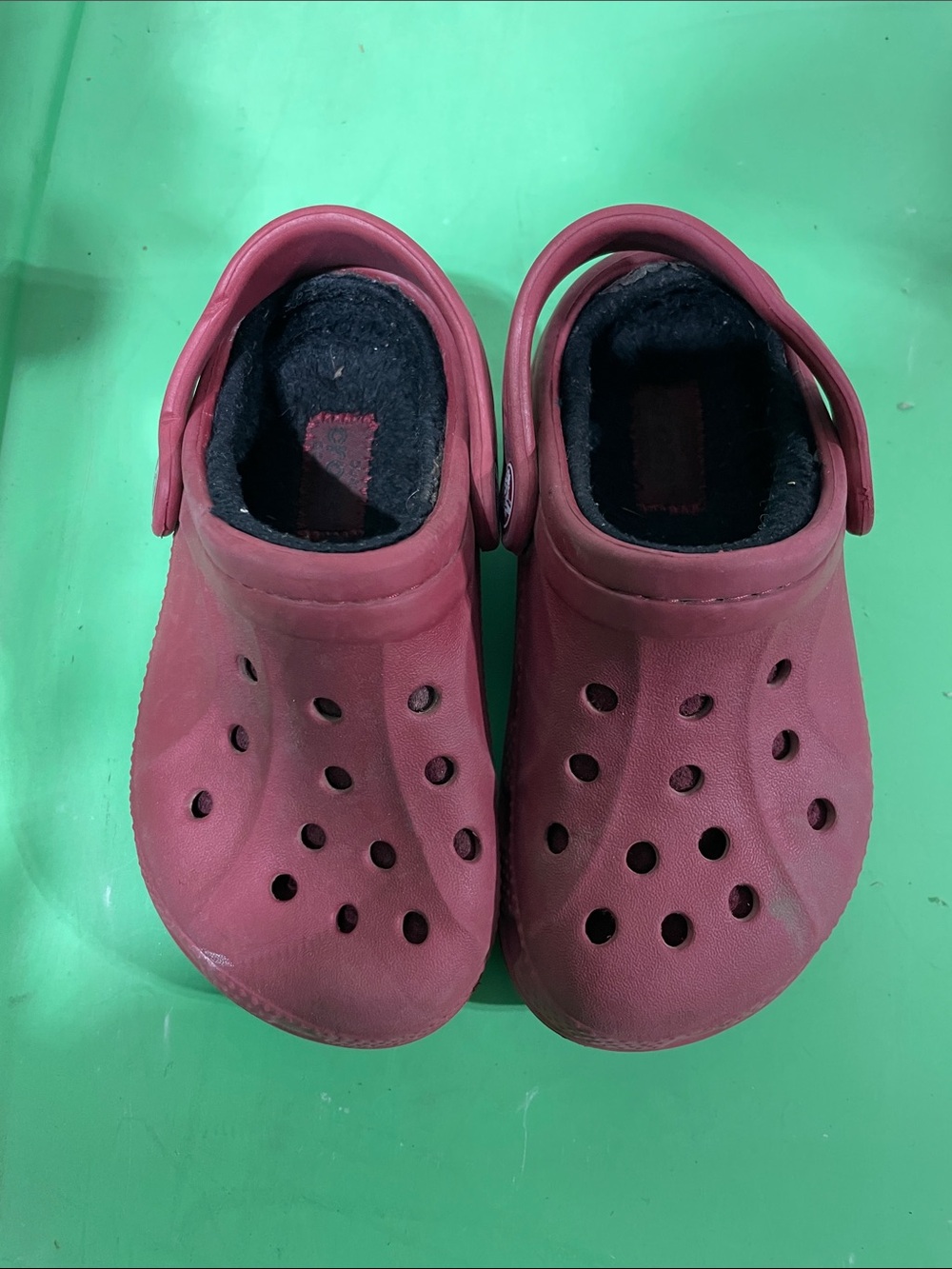 Crocs kids c8/9 Cozy Slip-On Clog  lined